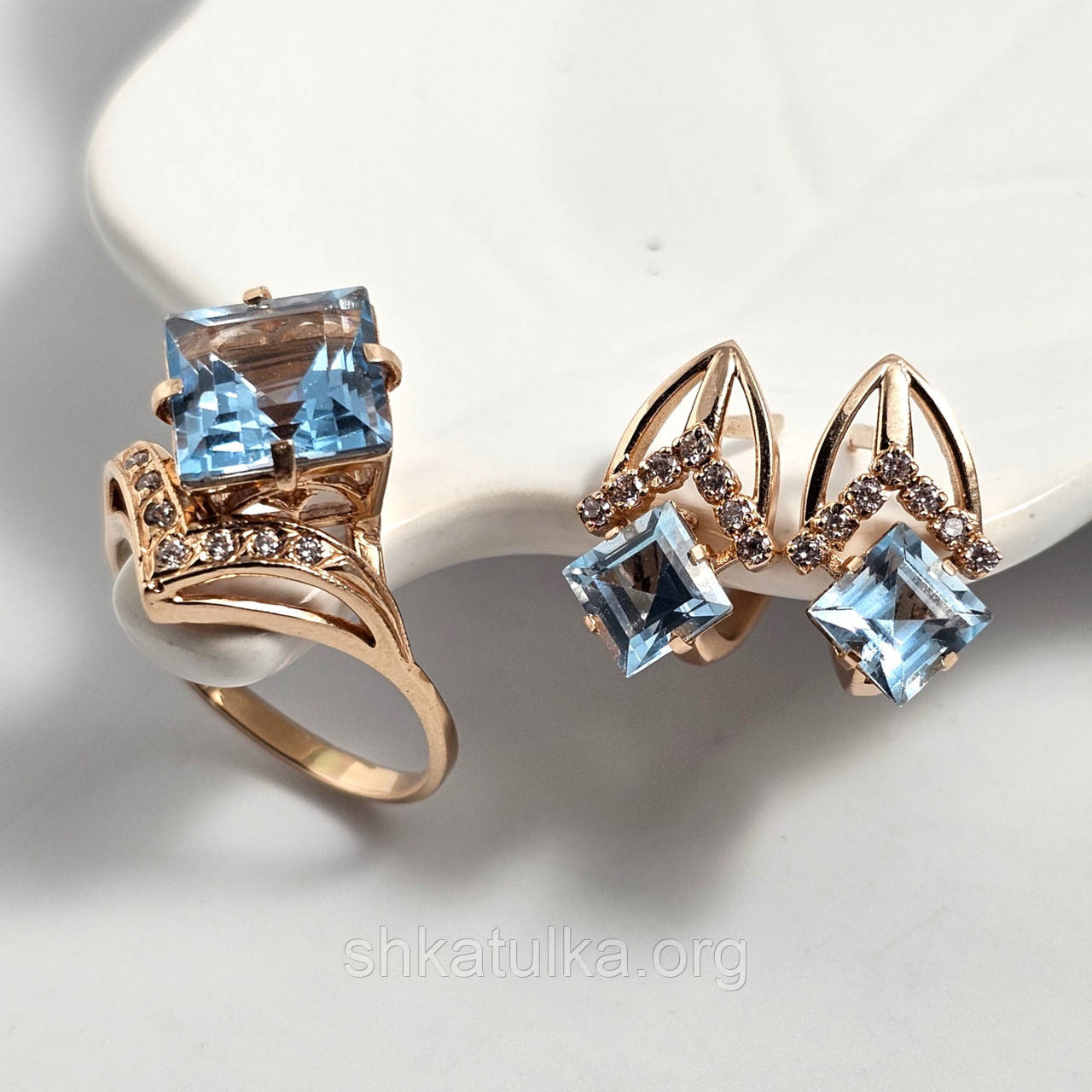 Комплект золотих прикрас з топазами та білими фіанітами 9.26, фото 1