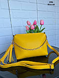 Стильна містка сумочка клатч жіночий жовта крос боді сумка жіноча маленька через плече 24х15х8 см, фото 2