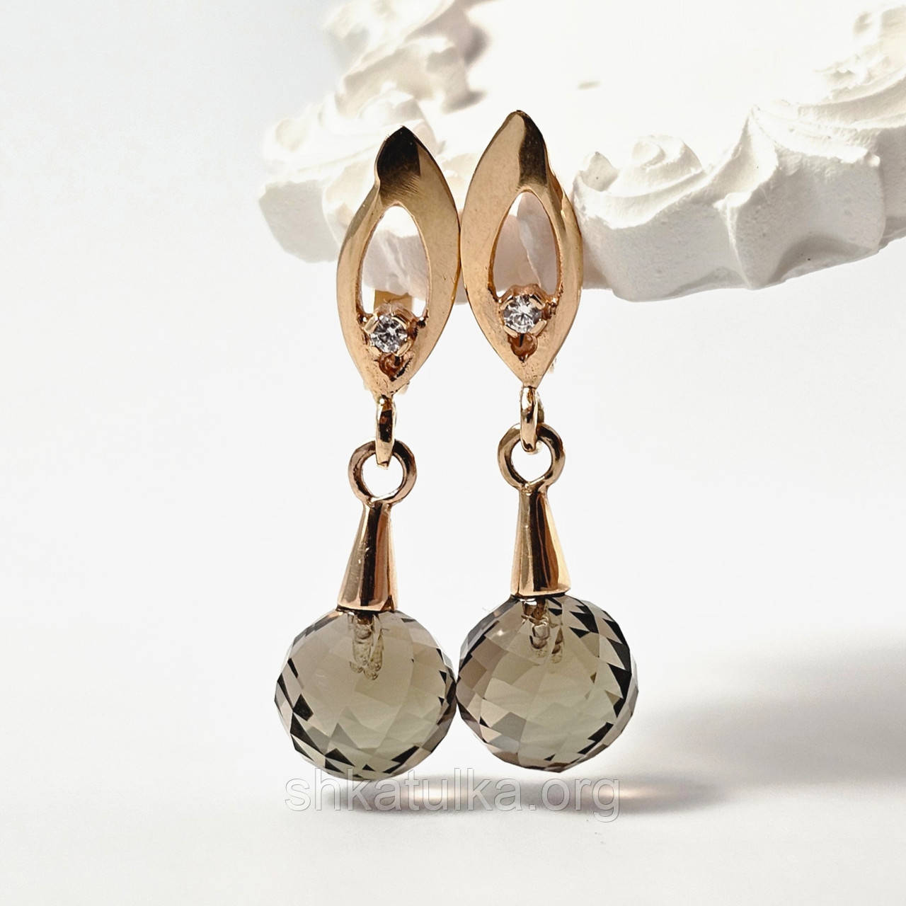 Сережки золоті з раухтопазом і фіанітами білого кольору