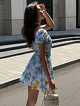 Літня квіткова жіноча міні сукня на запах зі штапелю Smf9453, фото 4
