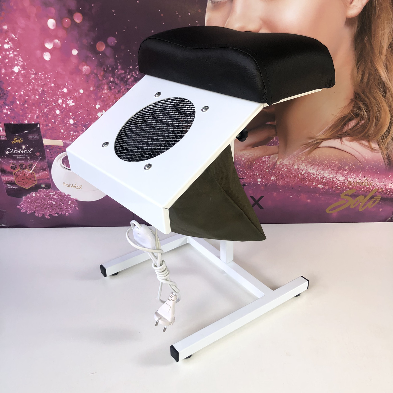 Витяжка для педикюру з підставкою, потужністю 100 Вт чорна, фото 1