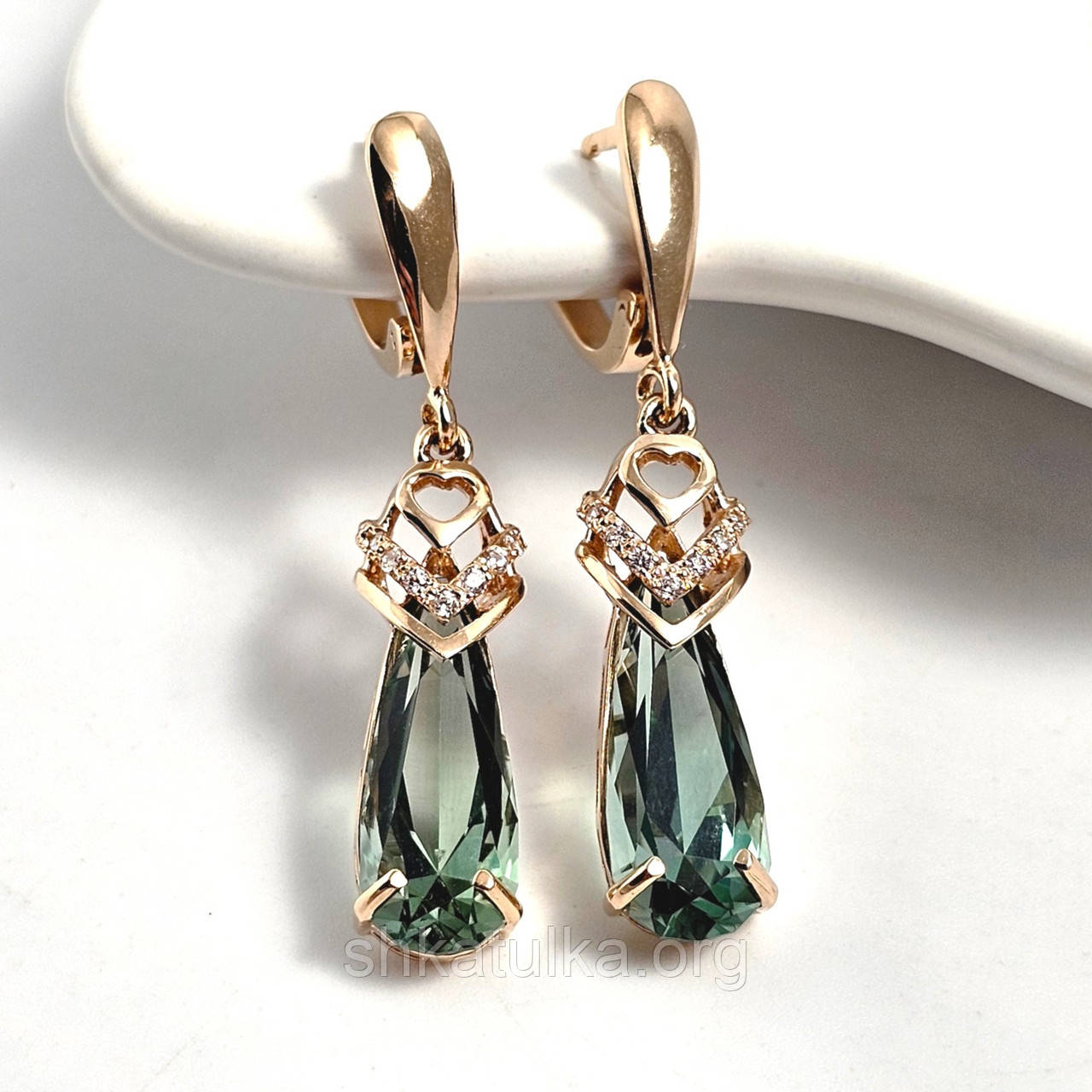 Сережки золоті з краплеподібним каменем кварцу і фіанітами, фото 1