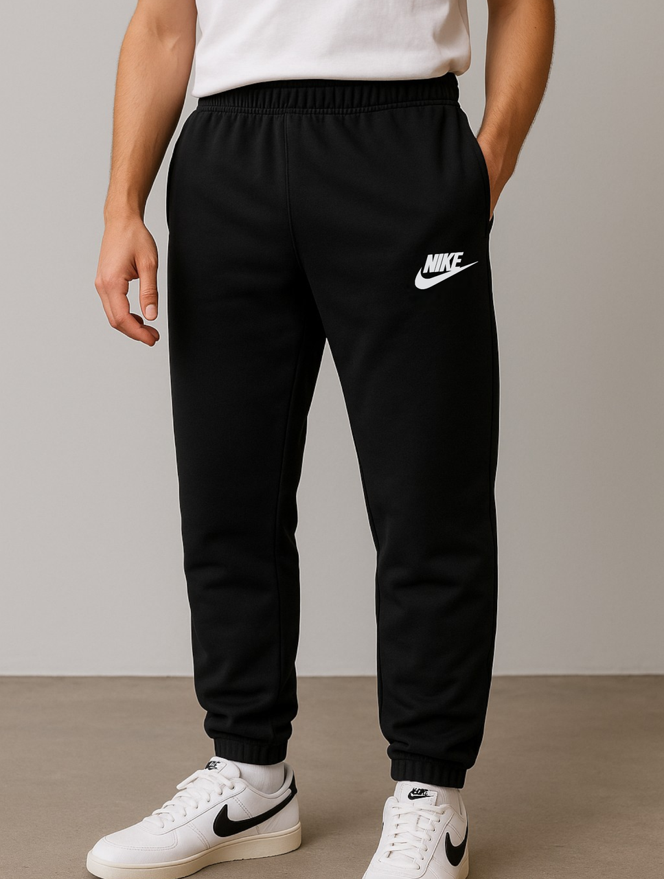 Спортивні штани на хлопчика 146-158 см 003550 Чорний