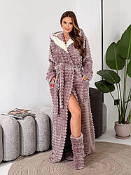 Халат жіночий домашній теплий довгий із капюшоном плюшевий на запах колір перлів