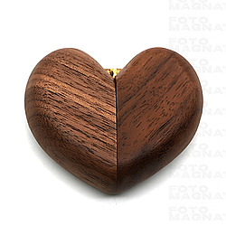 Коробочка для каблучки дерев'яна Flip — Розкладний футляр у формі серця | для пропозиції | з натурального горіха