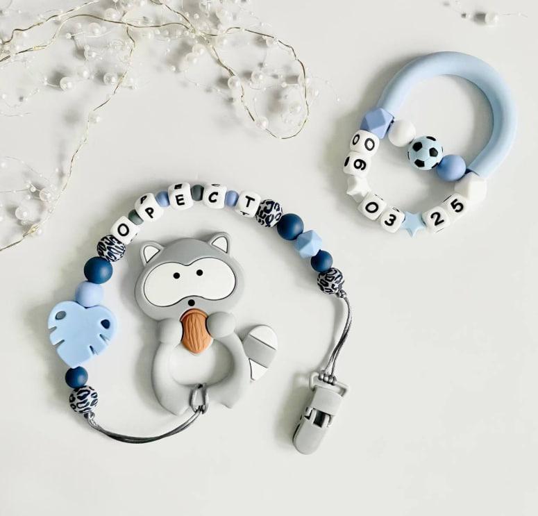 Набір Єнот іменний силіконовий гризунець і гризунець з датою для хлопчика, фото 1