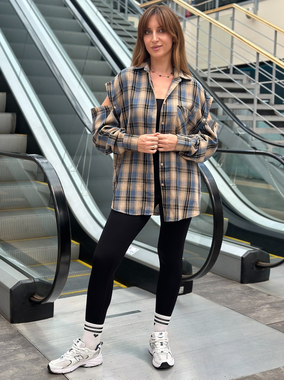 Жіноча сорочка в клітинку зі зйомними рукавами Блакитний/Капучино, фото 1