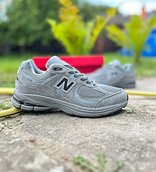 Кросівки чоловічі New Balance 2002R Grey Нью Баланс сірі замшеві кроси весна літо осінь