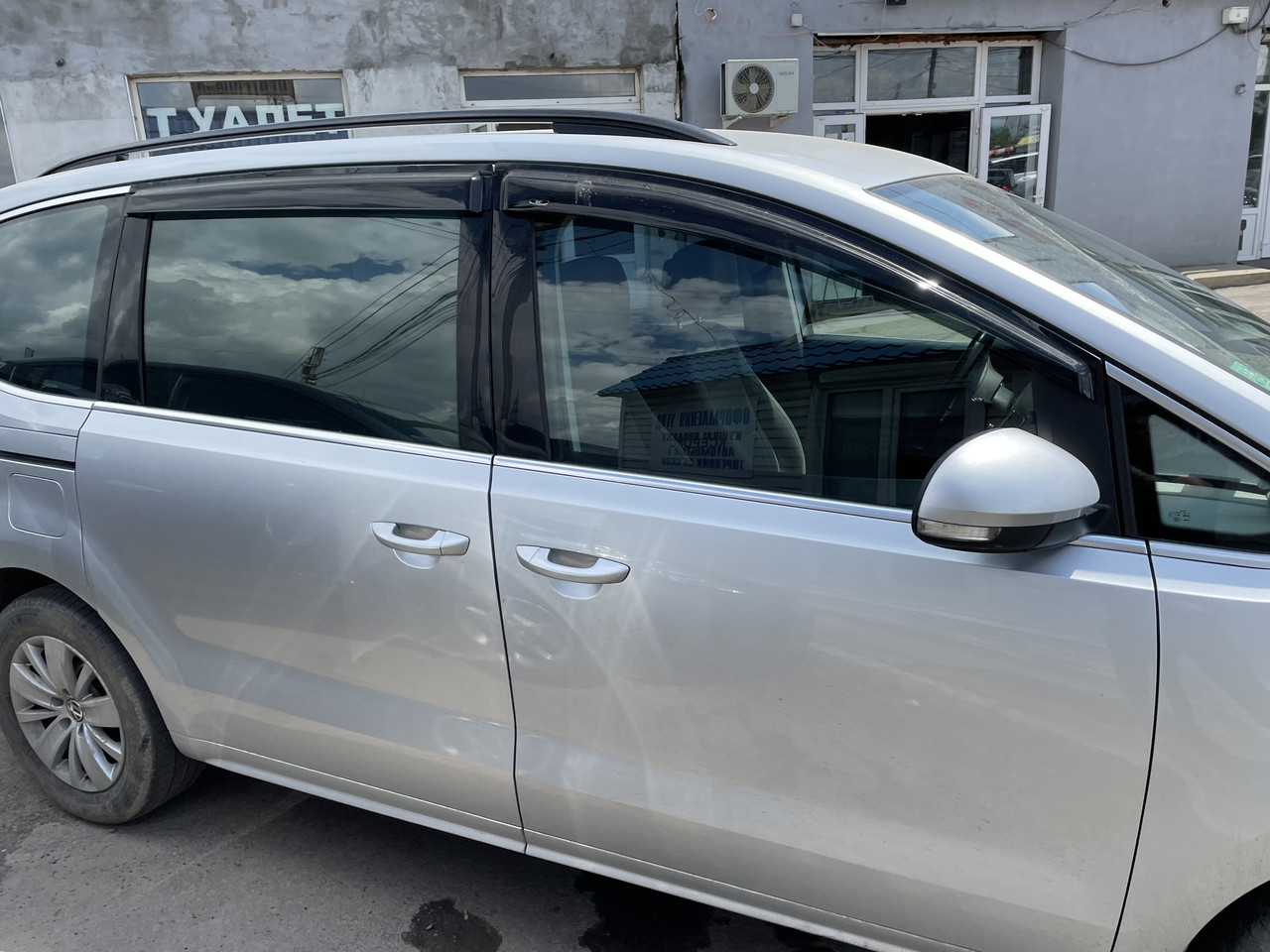 Вітровики для Volkswagen Sharan 2010+ 5D / SEAT ALHAMBRA 5D 2010+ VW49, фото 1