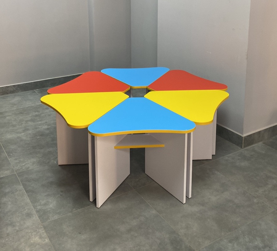 Дитячий столик “Пелюстка” DS-007 (Ромашка), фото 1