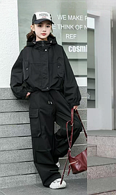 Чорний спортивний костюм для хлопчика з плащової тканини