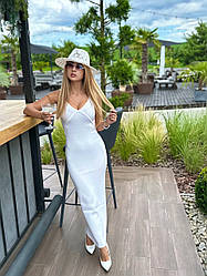 Довга трикотажна сукня біла