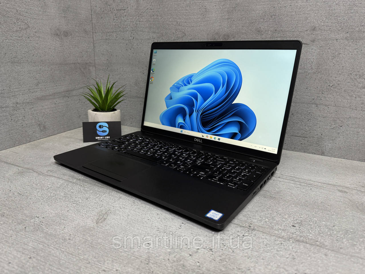 Потужний ноутбук Dell 5500 8gb ddr4 I5-8265U 256gb ssd 15.6” FullHD ips, фото 1
