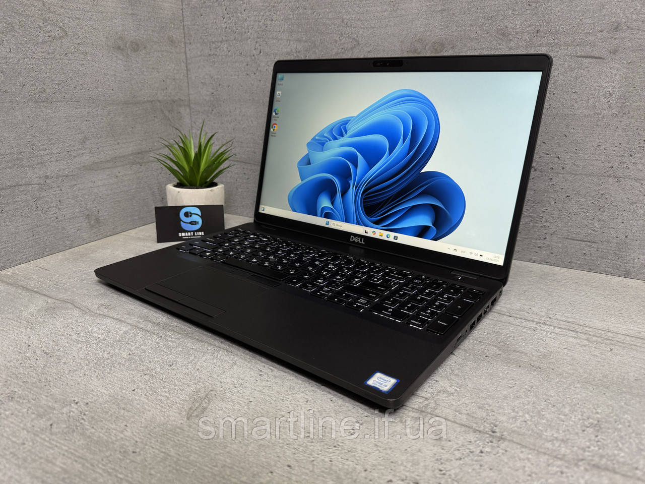 8gb ddr4 Потужний ноутбук Dell 5500 I5-8265U 256gb ssd 15.6” FullHD ips, фото 1