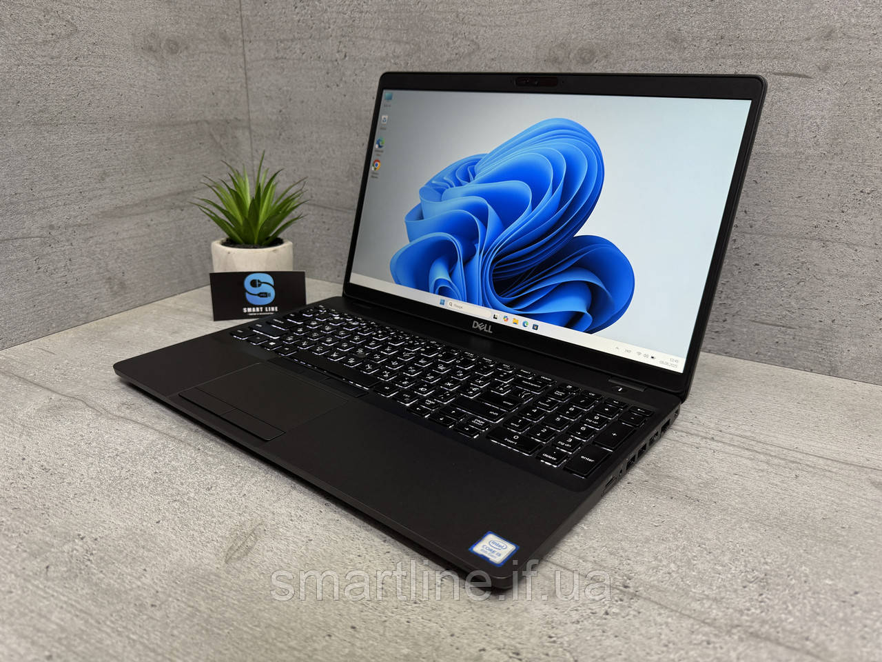 Стильний ноутбук Dell 5500 8gb ddr4 I5-8265U 256gb ssd 15.6” FullHD ips, фото 1