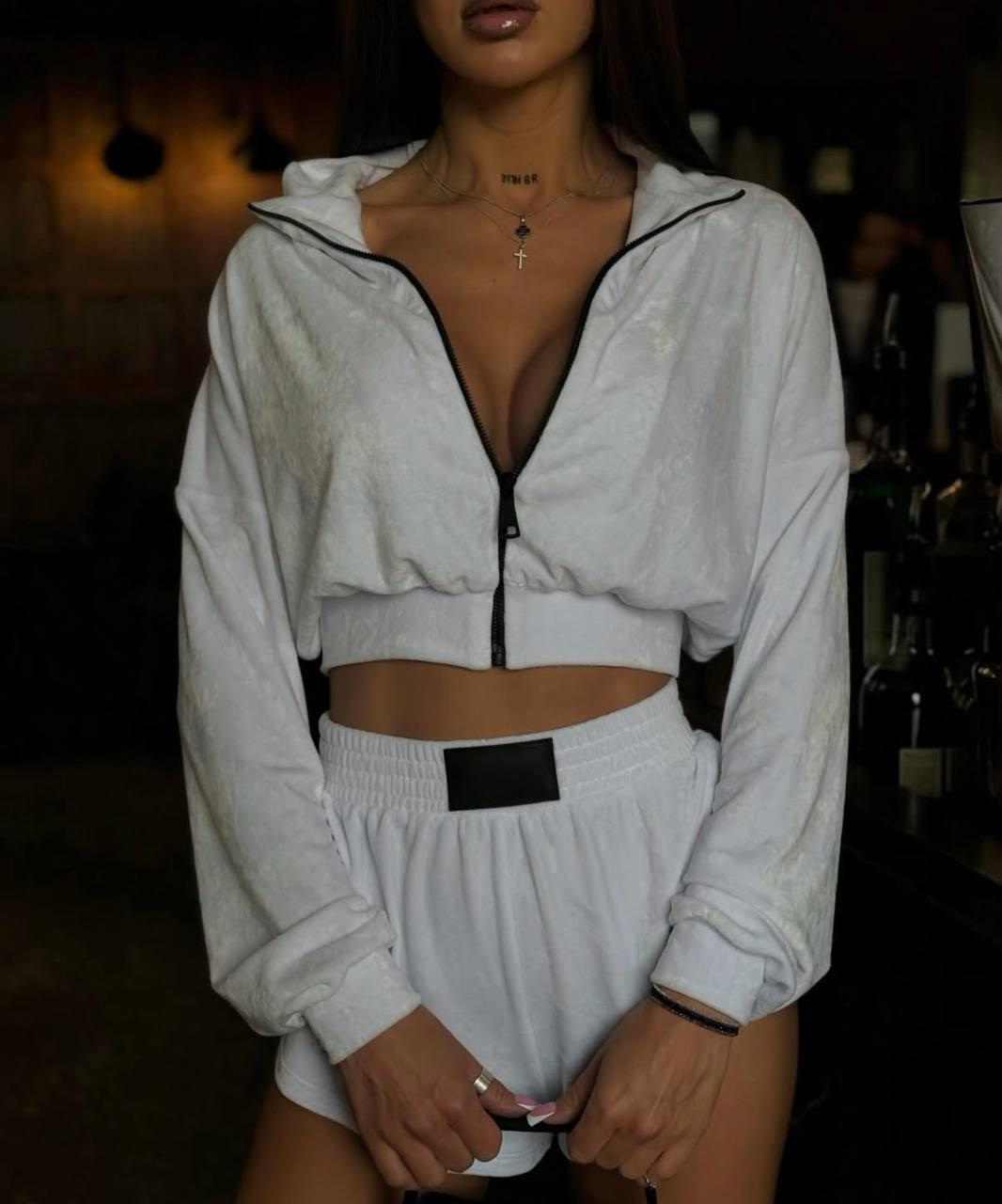 Жіночий костюм (шорти + кофта); Кольори: моко, рожевий, білий; Розміри: 42-44, 44-46;, фото 1