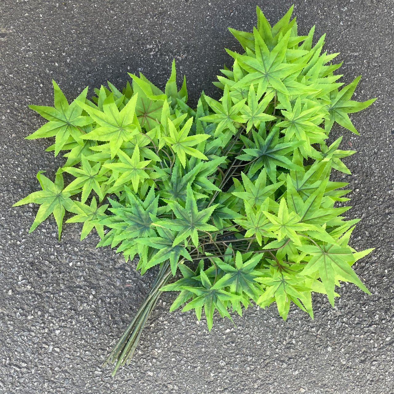 Гілка клена зеленый силикон 60 см, фото 1