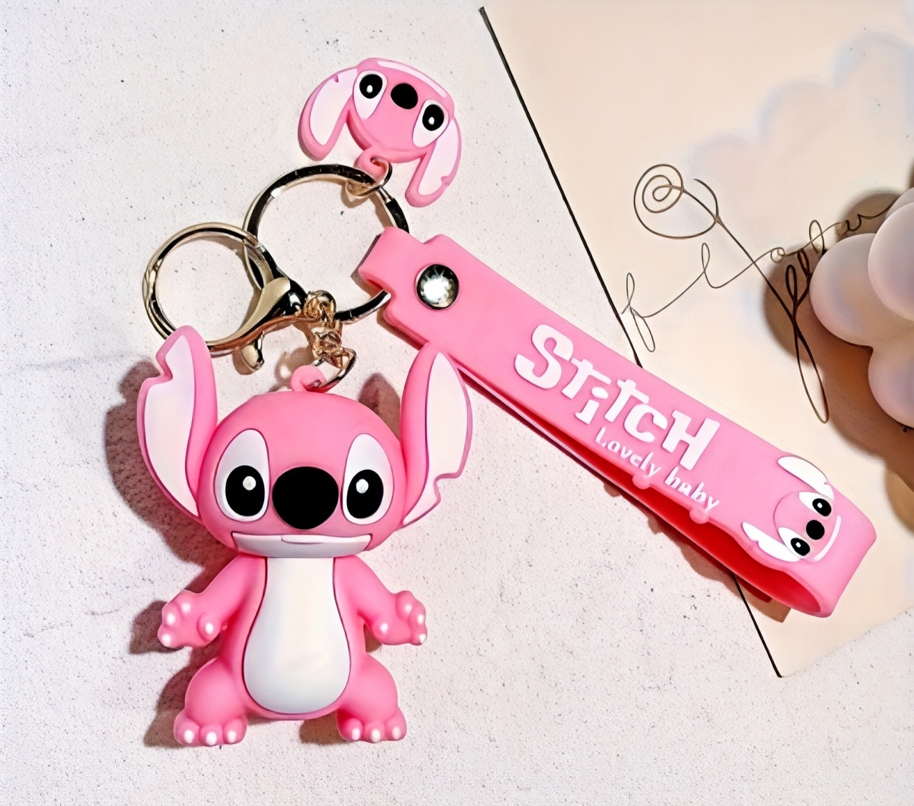 Підвіска іграшка брелок Стіч Краля Stitch Angel Disney, іграшка Стіч Краля брелок для ключів жовтий, фото 1