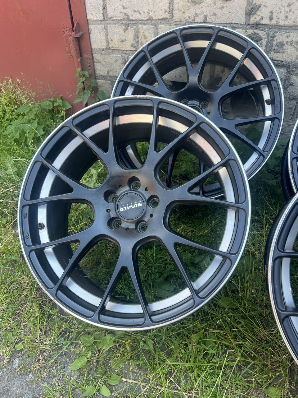 Комплект коліс R19 5x108 235/45