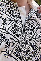 Чоловіча вишиванка з чорним орнаментом на натуральній тканині у бойківському стилі для поціновувачів автентики, фото 2