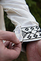 Чоловіча вишиванка з чорним орнаментом на натуральній тканині у бойківському стилі для поціновувачів автентики, фото 3