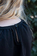 Святкова вишиванка для дівчинки з хрестиковою вишивкою квітів чорна блуза розміри 110–164, фото 5