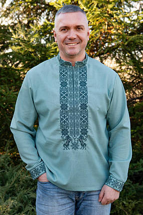 Чоловіча лляна вишиванка м'ятного кольору з вишивкою коней геометричні обереги розміри S–5XL, фото 1