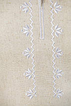 Дитяча сорочка з вишивкою білим орнаментом на бежевому льоні для дівчинки 110–164, фото 2