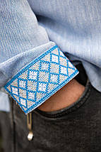 Чоловіча вишиванка джинсового кольору з геометричним орнаментом хрестиком розміри S–5XL, фото 4