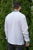 Чоловіча вишиванка з барвистими птахами та геометрією на білому льоні в українському стилі, фото 5