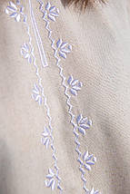Класична сорочка з вишивкою жіноча натурального кольору з білими елементами гладдю до 4XL, фото 3
