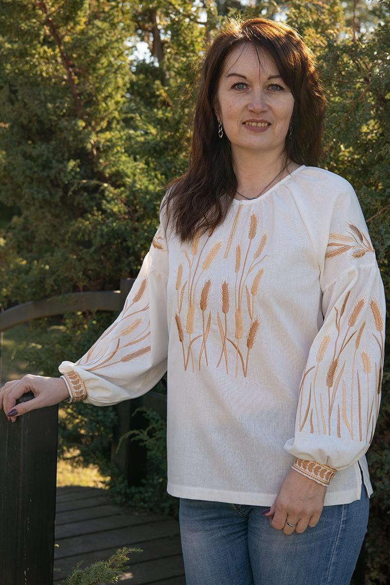 Π‘ΠΎΡΠΎΡΠΊΠ° Π· Π²ΠΈΡΠΈΡΠΈΠΌΠΈ ΠΊΠΎΠ»ΠΎΡΠΊΠ°ΠΌΠΈ Π΄Π»Ρ ΠΆΡΠ½ΠΎΠΊ Π· Π΄ΠΎΠ²Π³ΠΈΠΌ ΡΡΠΊΠ°Π²ΠΎΠΌ Π½Π° Π±ΡΠ»ΠΎΠΌΡ ΡΠ»Ρ Π· Π½Π°ΡΡΡΠ°Π»ΡΠ½ΠΎΡ ΡΠΊΠ°Π½ΠΈΠ½ΠΈ