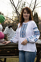 ΠΠ»Π°ΡΠΈΡΠ½Π° Π²ΠΈΡΠΈΠ²Π°Π½ΠΊΠ° ΠΆΡΠ½ΠΎΡΠ° Π±ΡΠ»Π° Π· Π³Π΅ΠΎΠΌΠ΅ΡΡΠΈΡΠ½ΠΈΠΌ ΡΠΈΠ½ΡΠΌ ΠΎΡΠ½Π°ΠΌΠ΅Π½ΡΠΎΠΌ Ρ
ΡΠ΅ΡΡΠΈΠΊΠΎΠΌ Π½Π° Π³ΡΡΠ΄ΡΡ
Ρ ΡΡΠΊΠ°Π²Π°Ρ
, ΡΠΎΡΠΎ 5