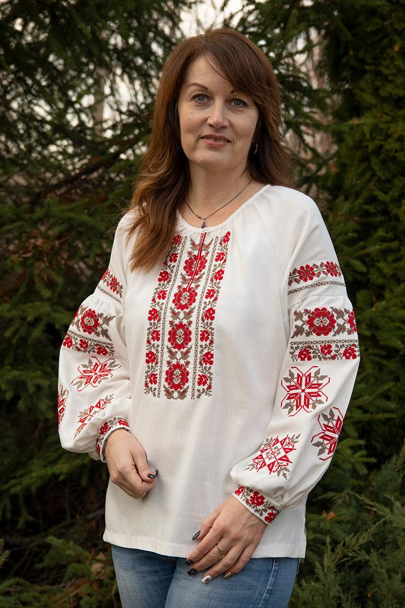 ΠΠΈΡΠΈΡΠ° ΡΠΎΡΠΎΡΠΊΠ° ΠΆΡΠ½ΠΎΡΠ° ΠΌΠΎΠ»ΠΎΡΠ½ΠΎΠ³ΠΎ ΠΊΠΎΠ»ΡΠΎΡΡ Π· ΡΠ΅ΡΠ²ΠΎΠ½ΠΈΠΌΠΈ ΡΡΠΎΡΠ½Π΄Π°ΠΌΠΈ Ρ
ΡΠ΅ΡΡΠΈΠΊΠΎΠΌ ΡΠ° Π³Π΅ΠΎΠΌΠ΅ΡΡΠΈΡΠ½ΠΈΠΌΠΈ ΠΌΠΎΡΠΈΠ²Π°ΠΌΠΈ