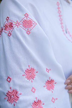 Π‘ΠΎΡΠΎΡΠΊΠ° ΠΆΡΠ½ΠΎΡΠ° Π²ΠΈΡΠΈΡΠ° Π· ΡΠΎΠΆΠ΅Π²ΠΈΠΌ Π³Π΅ΠΎΠΌΠ΅ΡΡΠΈΡΠ½ΠΈΠΌ ΠΎΡΠ½Π°ΠΌΠ΅Π½ΡΠΎΠΌ Ρ
ΡΠ΅ΡΡΠΈΠΊΠΎΠΌ Π±ΡΠ»ΠΎΠ³ΠΎ ΠΊΠΎΠ»ΡΠΎΡΡ ΡΠΎΠ·ΠΌΡΡΠΈ Π΄ΠΎ 4Π₯Π, ΡΠΎΡΠΎ 2