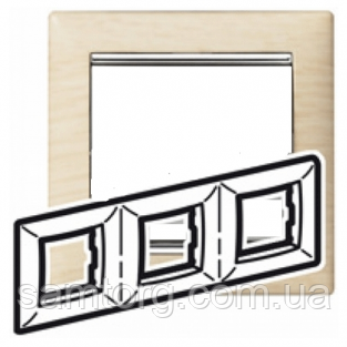 Рамка 3 поста світле дерево/срібний штрих Legrand Valena 770383, фото 1