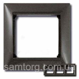 Рамка 3 поста модерн Legrand Valena 770003, фото 1