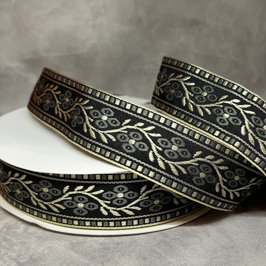 Стрічка жакардова з вишивкою, одностороння, текстильна 3 см, арт 018850, відрізок 1 ярд (91 см), Різнокольоровий, фото 1