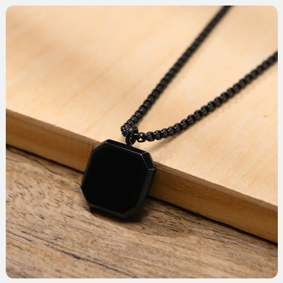 Чоловічий кулон підвіска з ланцюжком SOLO на шию з медичної сталі, фото 1