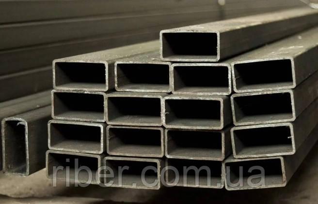 Прямокутна труба 120х60х3мм ( 6м, 12м)