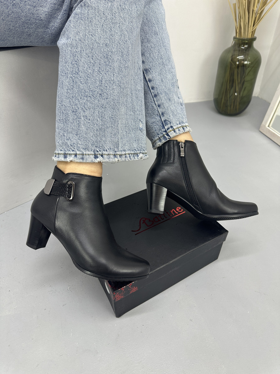 Ботильони жіночі Battine B472 шкіряні чорні на середньому каблуці 37, фото 1