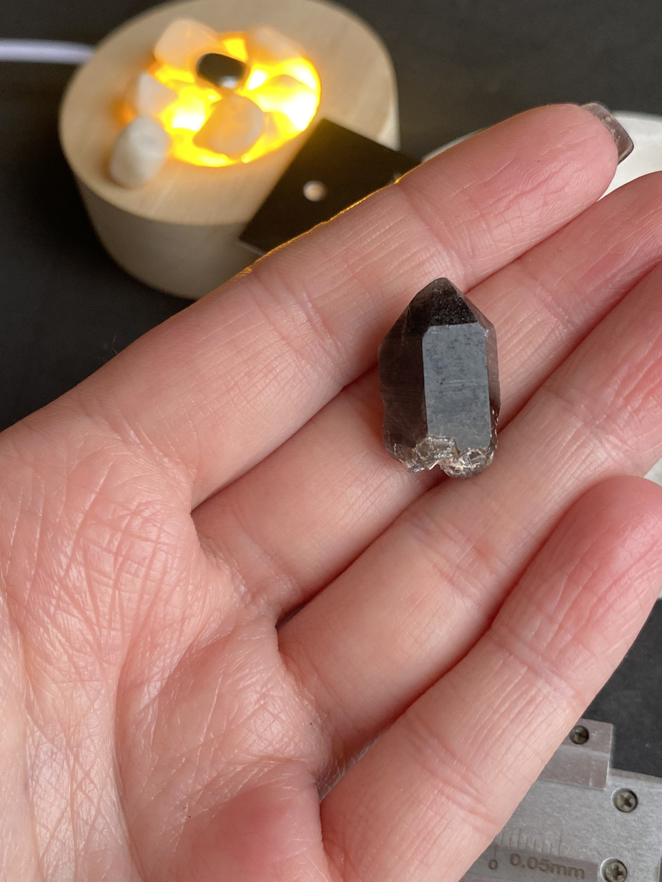 Моріон камінь натуральний 21*13*8 мм. кристал моріону з вершиною необроблений., фото 1