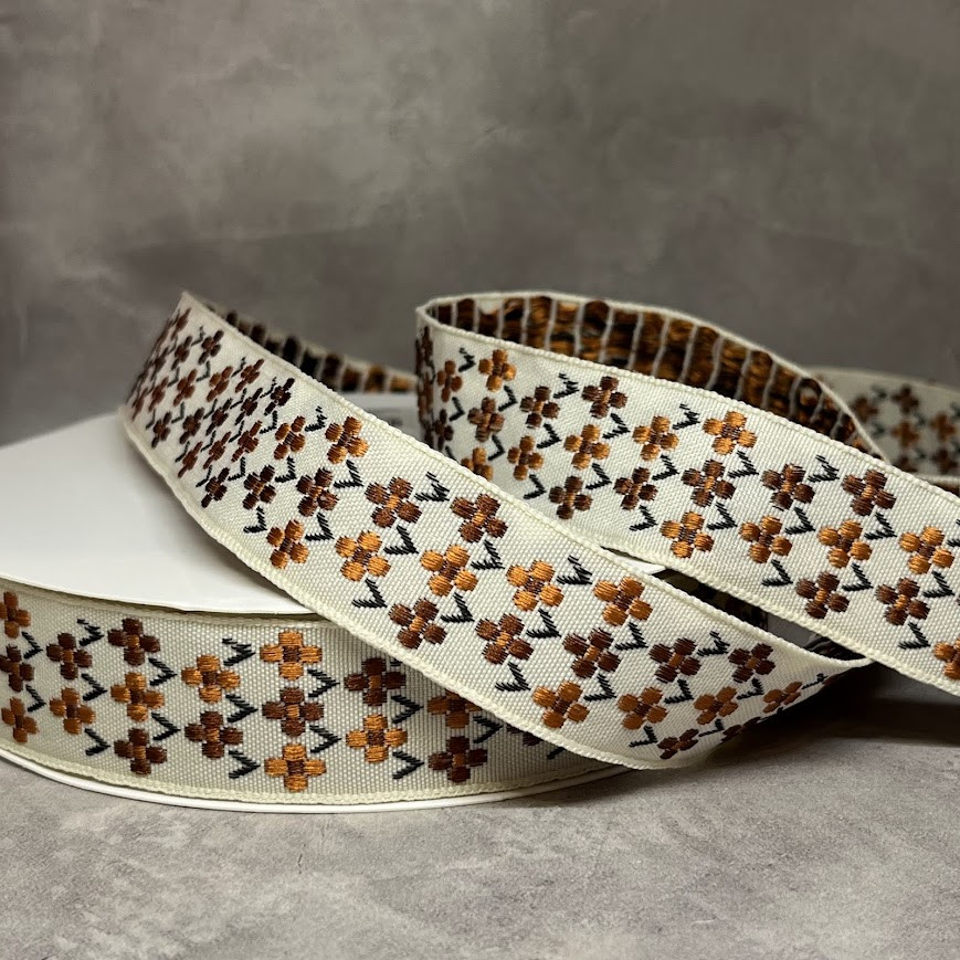 Стрічка жакардова з вишивкою, одностороння, текстильна 2,5 см, арт 018860, відрізок 1 ярд (91 см), Різнокольоровий, фото 1