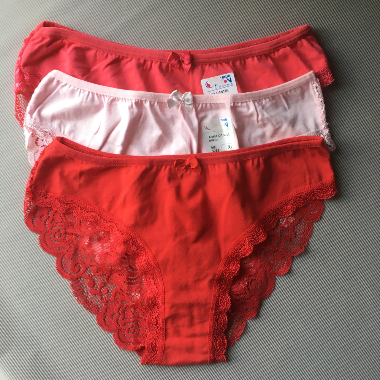 Трусики бразиліани (комплект 3 шт) з бавовни і мережива Miss blue moon рожевий/пудра/червоний розмір S, фото 1