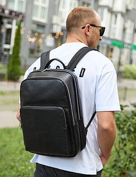 Класичний чоловічий рюкзак зі шкіри 42х30х16, практичний аксесуар для ноутбука та документів, чорний