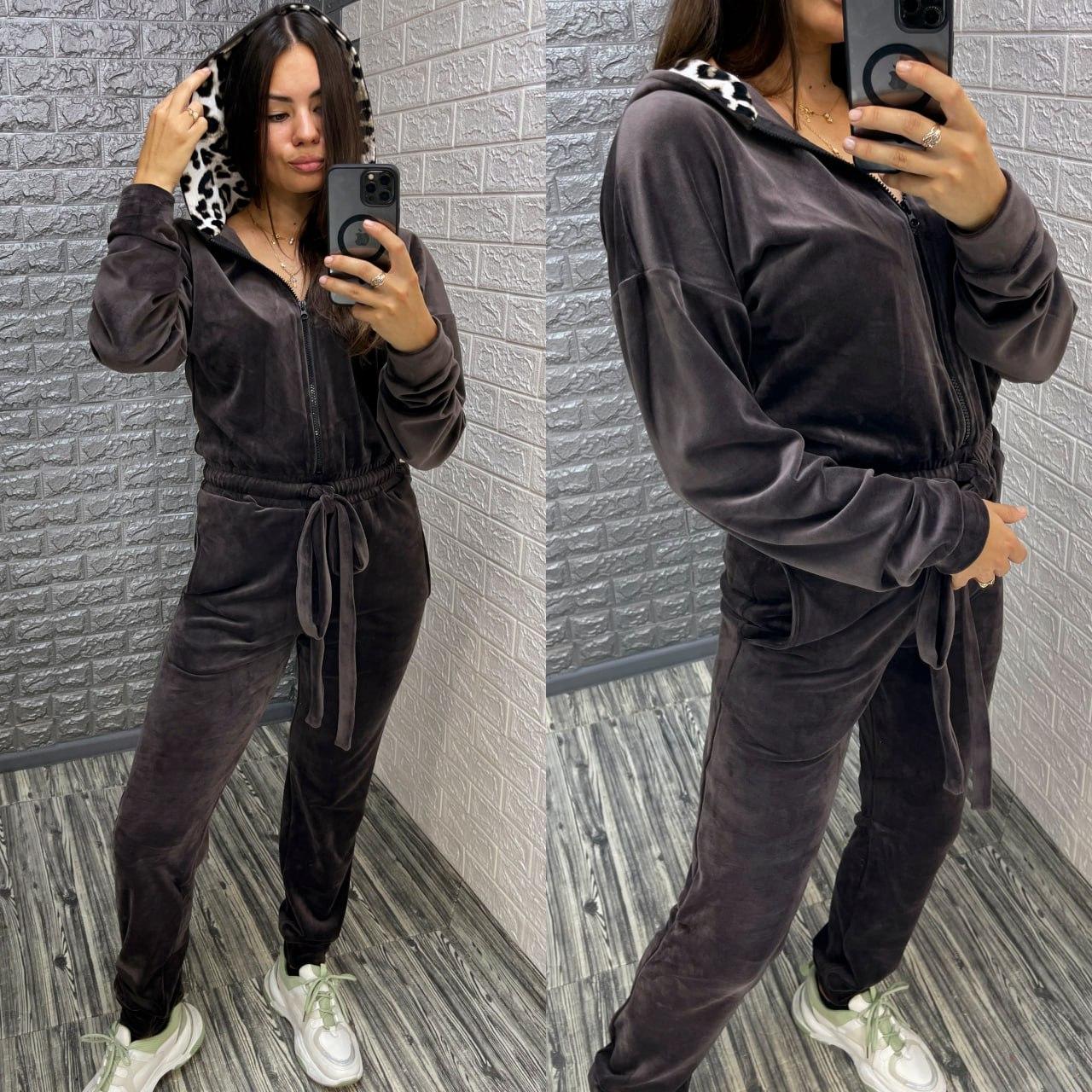 Коричневий велюровий комбінезон,РОЗМІР ТІЛЬКИ 44, фото 1