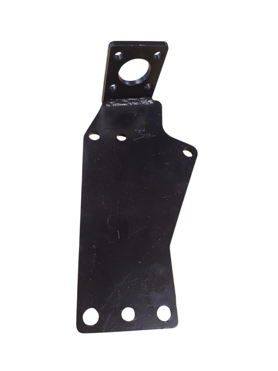 Кронштейн кріплення насоса дозатора ЮМЗ  45-3400030-Y-03 10мм старого зразку, фото 1