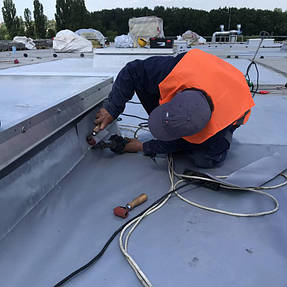 Протипожежний захист біля люків димовидалення 9