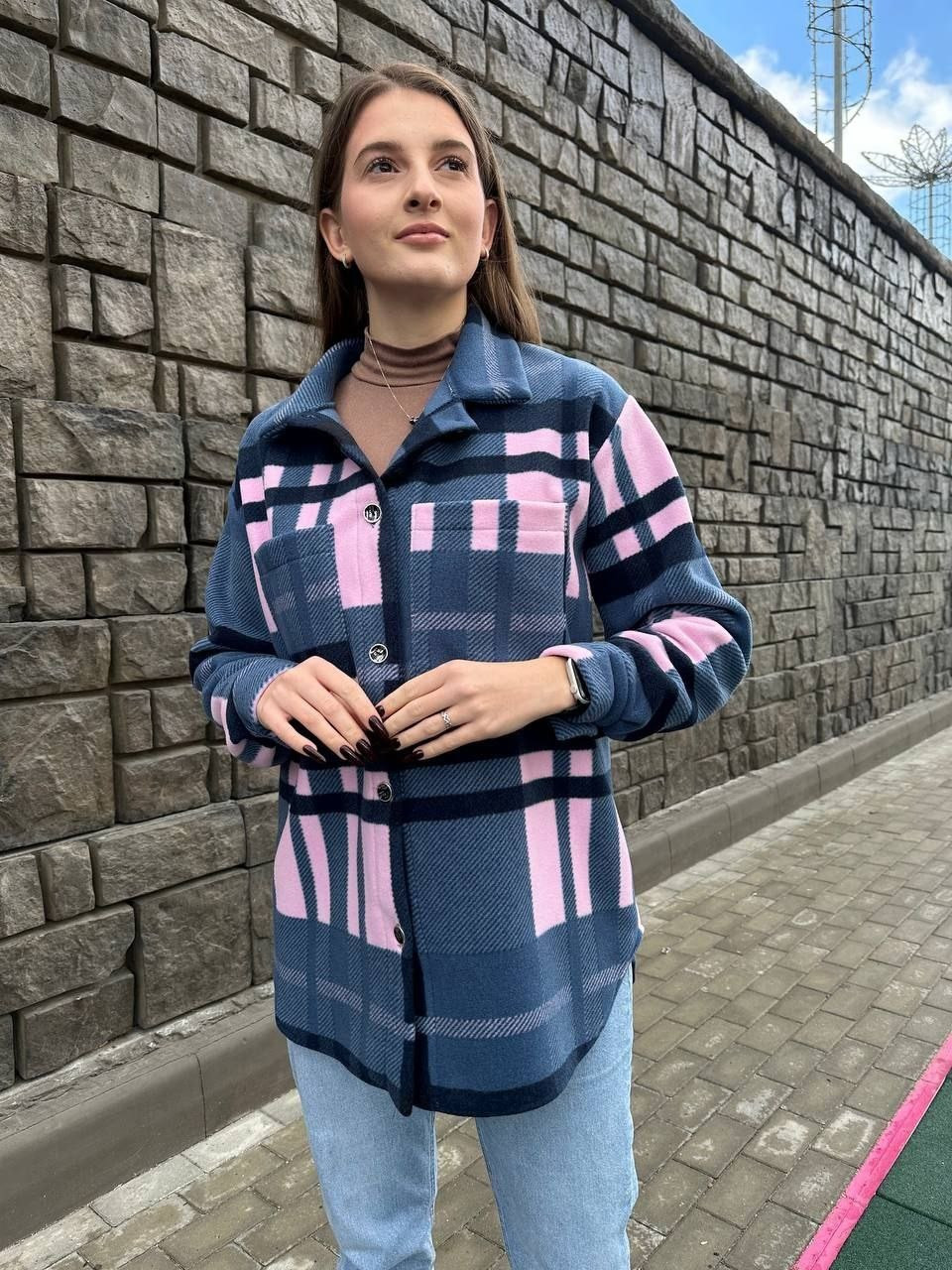 Трендова  жіноча флісова куртка-сорочка в клітинку Синя, фото 1