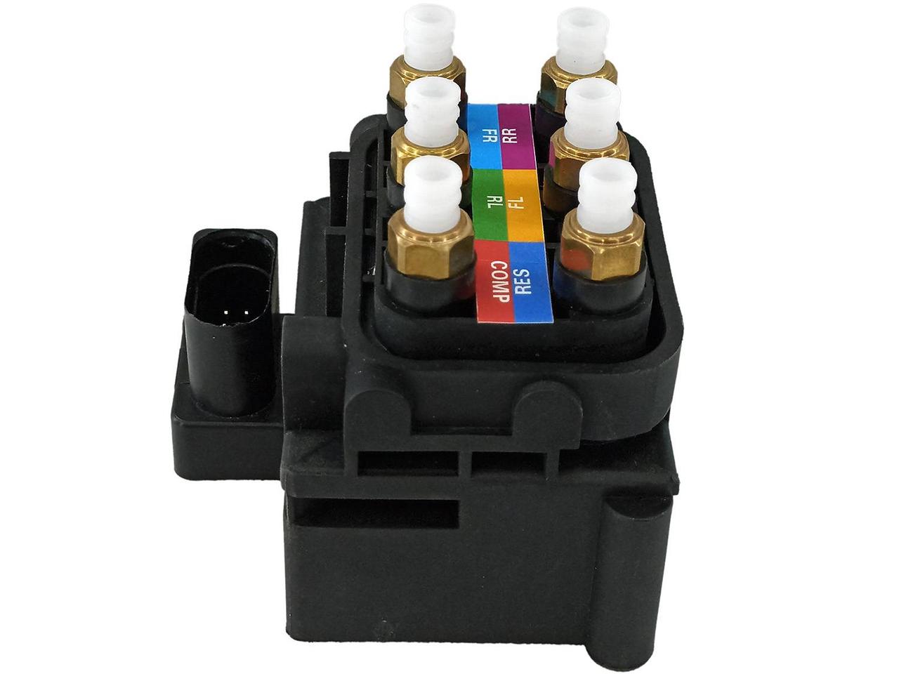 Блок клапанів пневмопідвіски Kia K9, K900, Quoris 558103T000